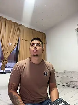 miaftmax online show from February 2026 07:05:01 PM