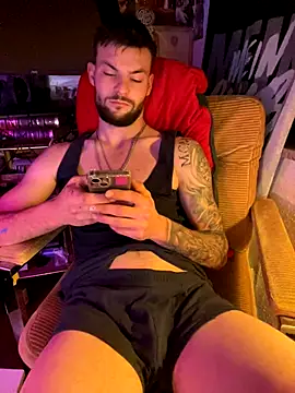 Snapshot of Mexxwell69 chatting on October 2025 12:33:02 AM Mexxwell69 online show from October 2025 12:33:02 AM