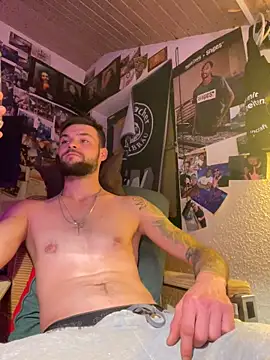 Snapshot of Mexxwell69 chatting on November 2025 08:14:01 PM Mexxwell69 online show from November 2025 08:14:01 PM