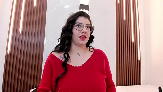 CarolinaMejia online show from December 2025 04:38:01 PM