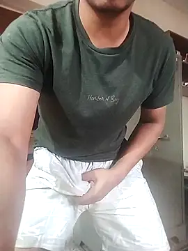 COme8989 online show from February 2026 12:05:01 PM