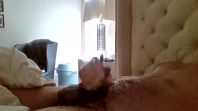 Malcolm4122 online show from November 2025 05:16:01 PM