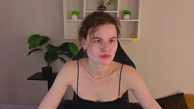 Wanda Gomez online show from April 2026 01:37:01 PM