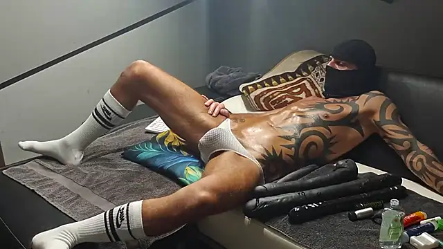 slavic boy 39 online show from February 2026 04:14:01 PM