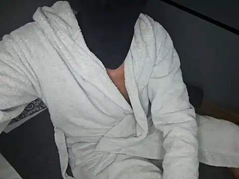 Snapshot of slavic_boy_39 chatting on September 2025 10:17:02 PM slavic boy 39 online show from September 2025 10:17:02 PM