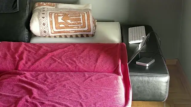 slavic boy 39 online show from February 2026 12:38:01 PM