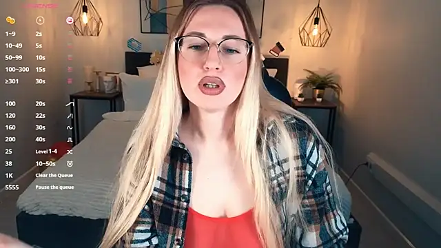 Lexi terele online show from October 2025 07:01:02 AM