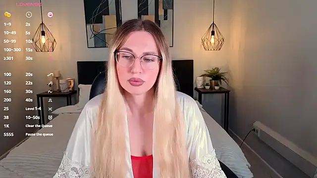 Lexi terele online show from September 2025 07:19:01 AM