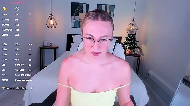 Lexi terele online show from December 2025 06:41:02 AM