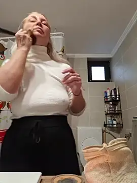 merlyn4 online show from November 2025 07:53:02 AM