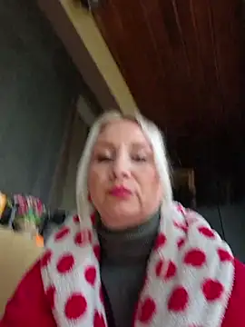 merlyn4 online show from November 2025 09:58:02 AM