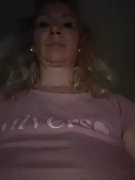 merlyn4 online show from November 2025 09:12:02 AM