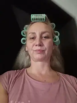 merlyn4 online show from November 2025 10:29:02 AM