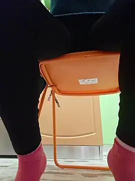 merlyn4 online show from November 2025 09:52:01 AM