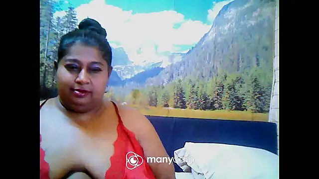 Snapshot of indianhoney694u chatting on February 2025 08:46:02 AM indianhoney694u online show from February 2025 08:46:02 AM