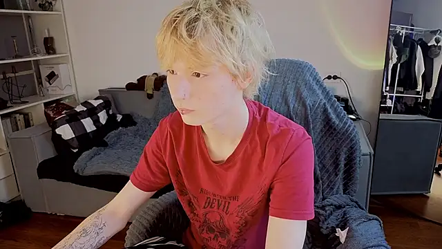 Your avatar online show from October 2025 12:39:01 PM