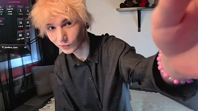 Your avatar online show from February 2026 09:58:02 PM