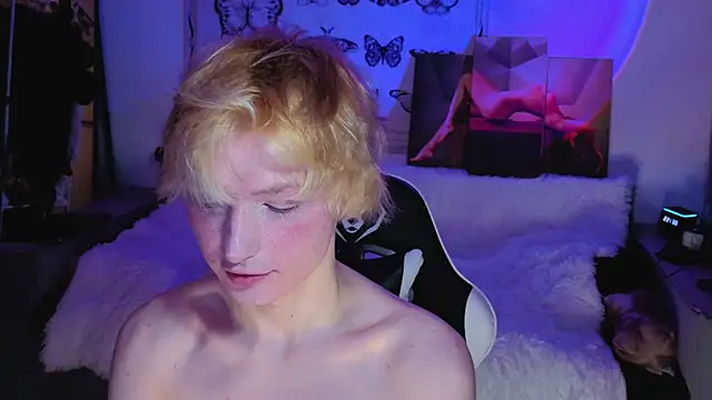 Your avatar online show from November 2025 07:40:01 PM