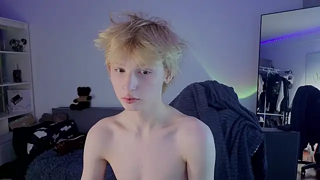 Your avatar online show from October 2025 11:17:02 PM