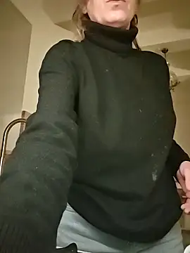 DaisyDea online show from November 2025 07:07:01 PM