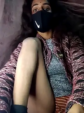 priyastrip314 online show from December 2025 05:25:02 PM