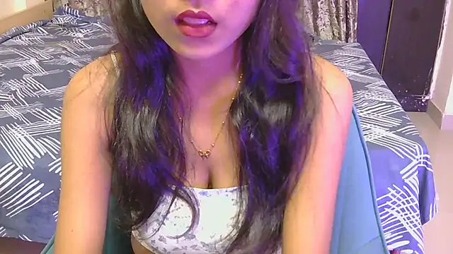 hoty-priya online show from July 2026 04:46:01 AM