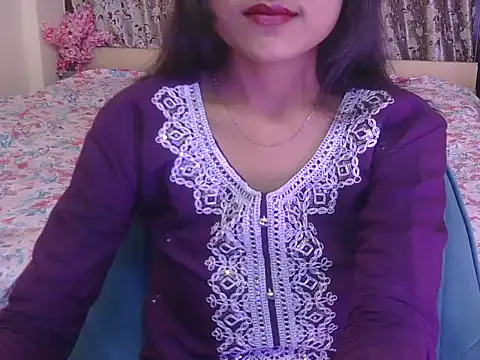 hoty-priya online show from February 2026 04:43:02 AM