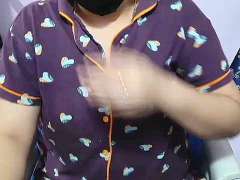 Snapshot of jannu6482 chatting on February 2026 01:40:01 PM jannu6482 online show from February 2026 01:40:01 PM