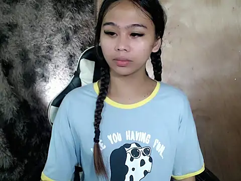 sweety kyrah18 online show from February 2026 01:00:01 PM