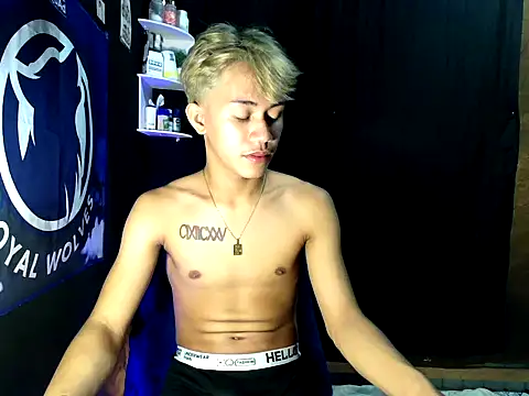 naughtyboyloy 0 online show from November 2025 05:52:02 PM