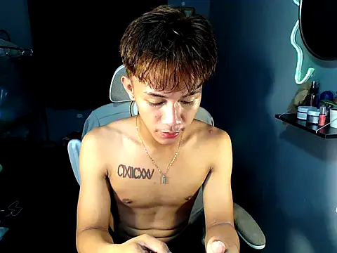 naughtyboyloy 0 online show from May 2026 06:39:01 PM