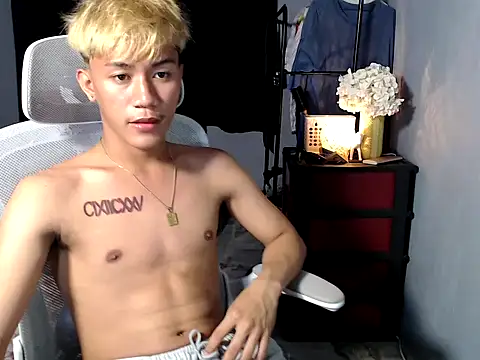 naughtyboyloy 0 online show from December 2025 02:34:01 PM