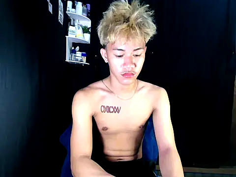 naughtyboyloy 0 online show from December 2025 02:51:01 PM