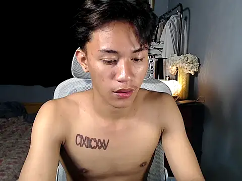 naughtyboyloy 0 online show from January 2026 06:02:02 PM