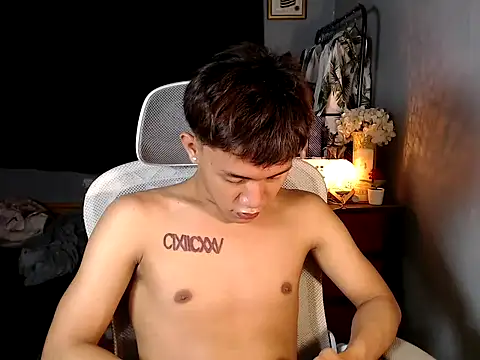 naughtyboyloy 0 online show from February 2026 05:23:02 PM