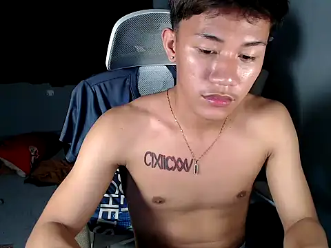 naughtyboyloy 0 online show from April 2026 06:14:02 PM