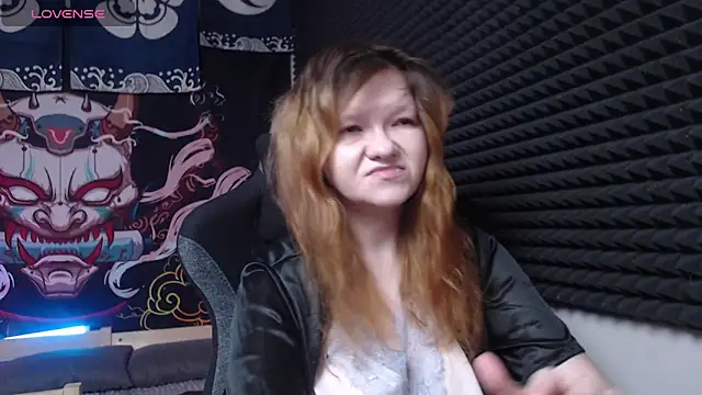 Nora lovvvv online show from November 2025 10:19:02 AM