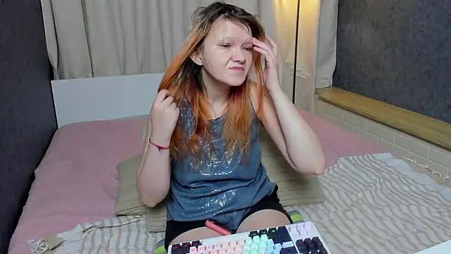 Nora lovvvv online show from September 2025 10:20:02 AM
