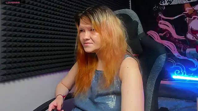 Nora lovvvv online show from September 2025 10:10:01 AM
