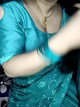 Snapshot of PRIYA_22 chatting on September 2025 09:52:02 PM PRIYA 22 online show from September 2025 09:52:02 PM