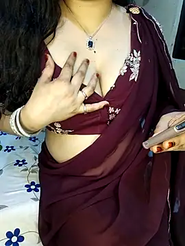 Snapshot of PRIYA_22 chatting on September 2025 01:28:02 PM PRIYA 22 online show from September 2025 01:28:02 PM