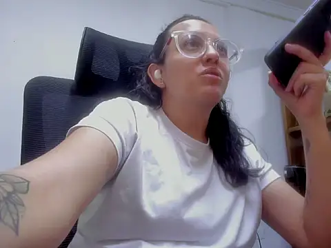 dalila macherano1 online show from November 2025 07:51:01 PM