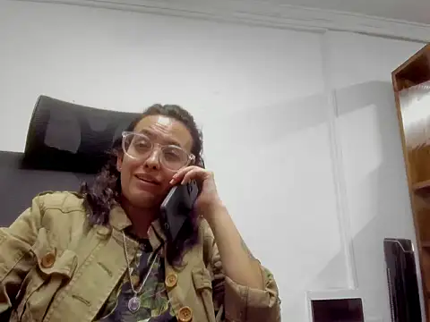 dalila macherano1 online show from December 2025 10:11:02 PM