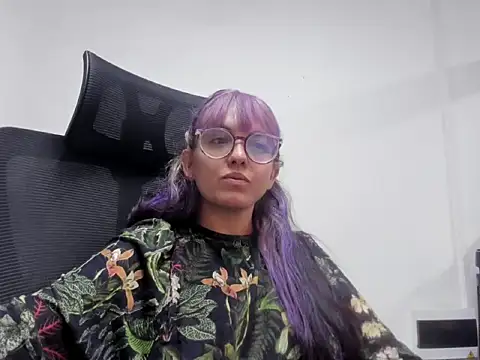 dalila macherano1 online show from September 2025 09:25:02 PM