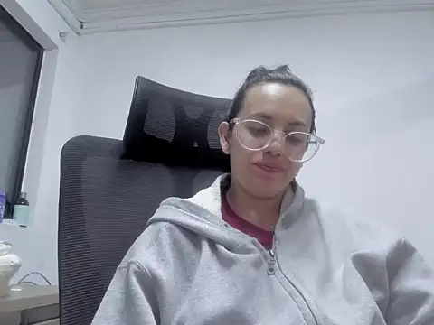 dalila macherano1 online show from October 2025 11:16:01 PM