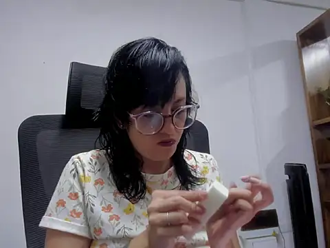 dalila macherano1 online show from September 2025 10:12:01 PM