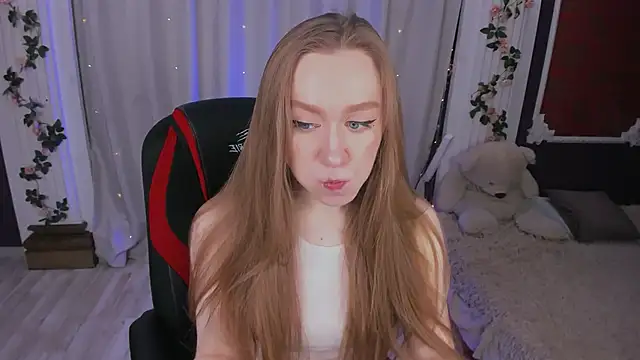 Snapshot of -Seava chatting on October 2025 03:04:02 PM -Seava online show from October 2025 03:04:02 PM