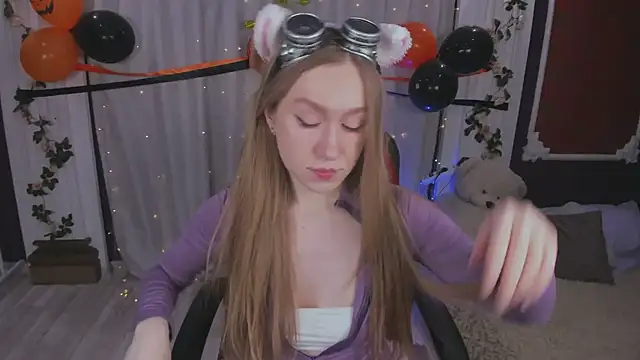 Snapshot of -Seava chatting on November 2025 04:34:01 PM -Seava online show from November 2025 04:34:01 PM