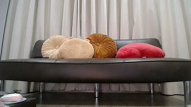 Snapshot of Liz_Hu chatting on February 2025 11:04:01 AM Liz Hu online show from February 2025 11:04:01 AM