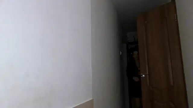 MandiBrooks online show from November 2025 06:39:01 AM